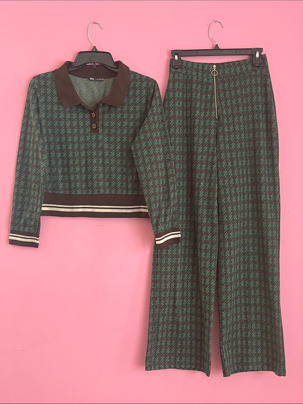 Zara 2pcs Set Green Patterned Wide-Leg Pants &PoloTop - Women's Stylish Trousers